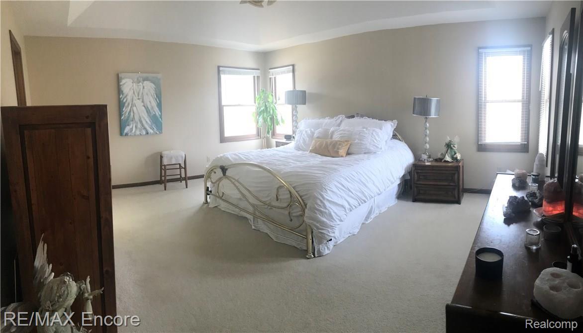 5269 Ridge Trail North Clarkston, MI 48348 - Photo 13 of 28 Master Suite