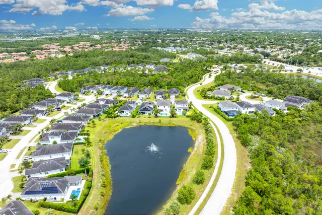 $953,000 | 4802 Southwest Millbrook Lane, Stuart, FL 34997