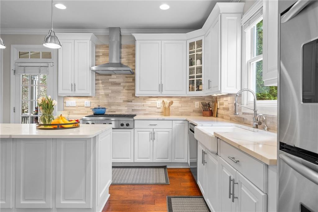 1165 Bluffhaven Way Northeast Atlanta, GA 30319 - Photo 6 of 39