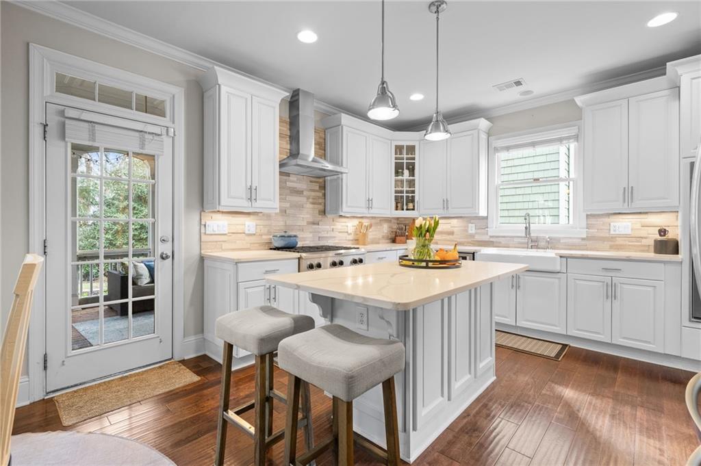 1165 Bluffhaven Way Northeast Atlanta, GA 30319 - Photo 7 of 39