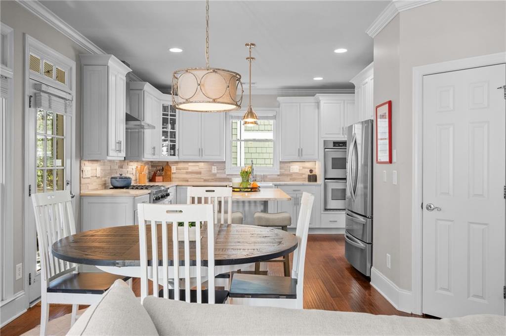 1165 Bluffhaven Way Northeast Atlanta, GA 30319 - Photo 8 of 39