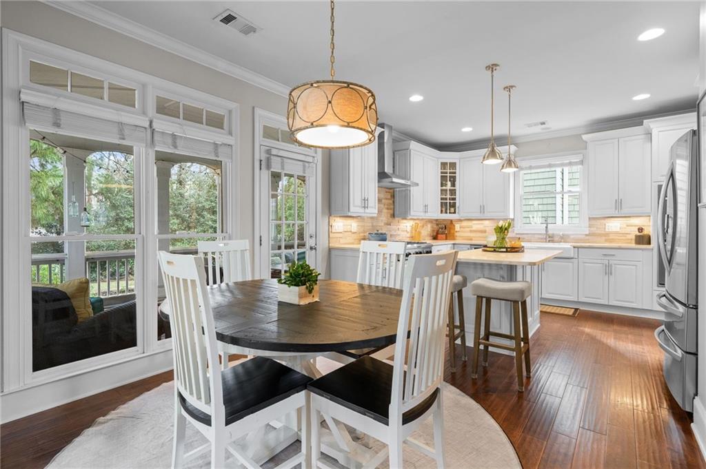 1165 Bluffhaven Way Northeast Atlanta, GA 30319 - Photo 9 of 39