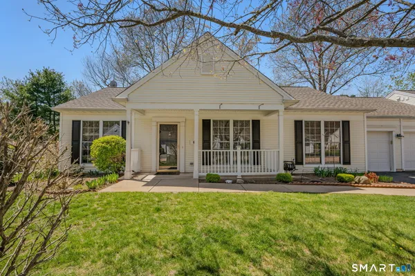 $425,000 | 6 Cypress Way, Waterford, CT 06385