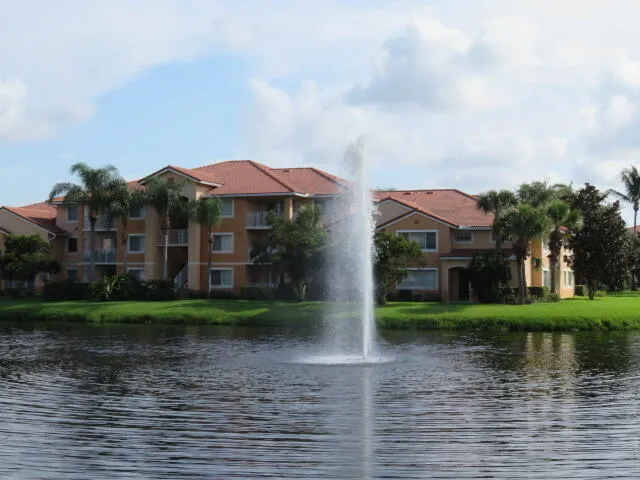 $1,695 | 181 Southwest Palm Drive, Unit 206, Port St. Lucie, FL 34986