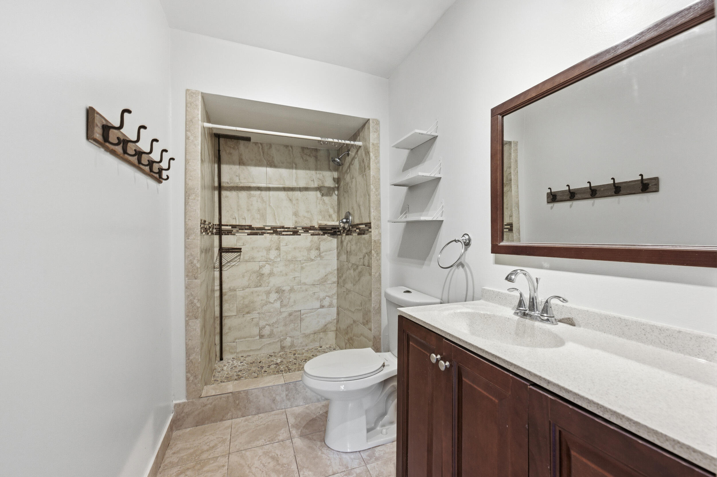 490 Northwest 20th Street, Unit 316 Boca Raton, FL 33431 - Photo 10 of 19 35_027__jjl2031