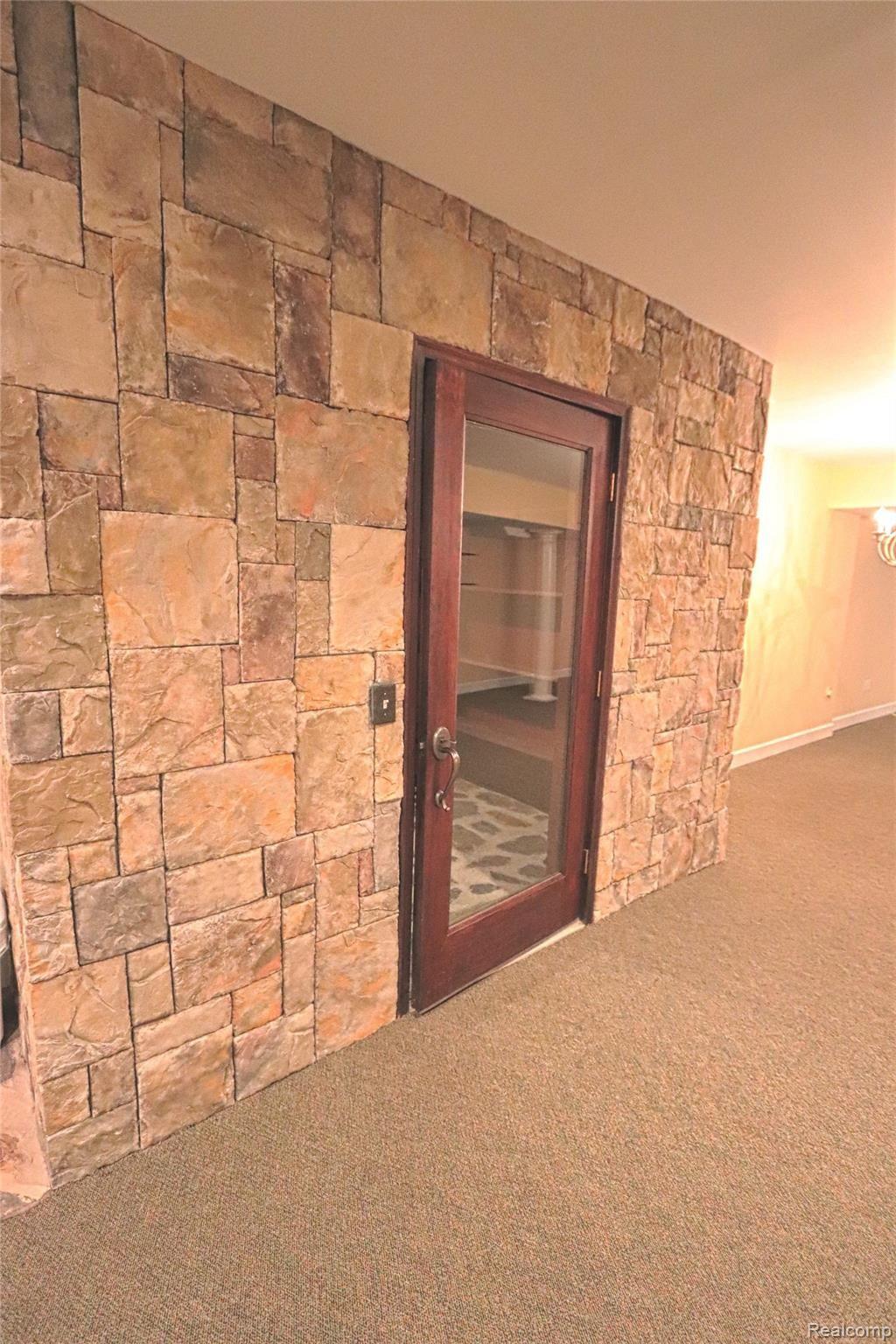 35359 Curtis Road Livonia, MI 48152 - Photo 68 of 71 IMG_0691_InPixio.jpg