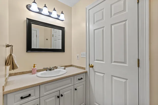 $624,900 | 16 Whiteley Road, Limerick, ME 04048