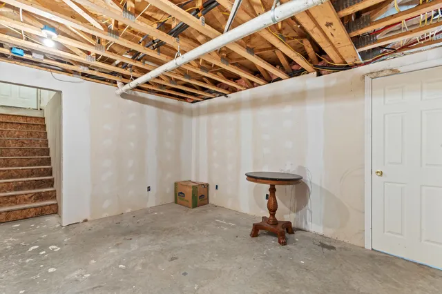 $624,900 | 16 Whiteley Road, Limerick, ME 04048