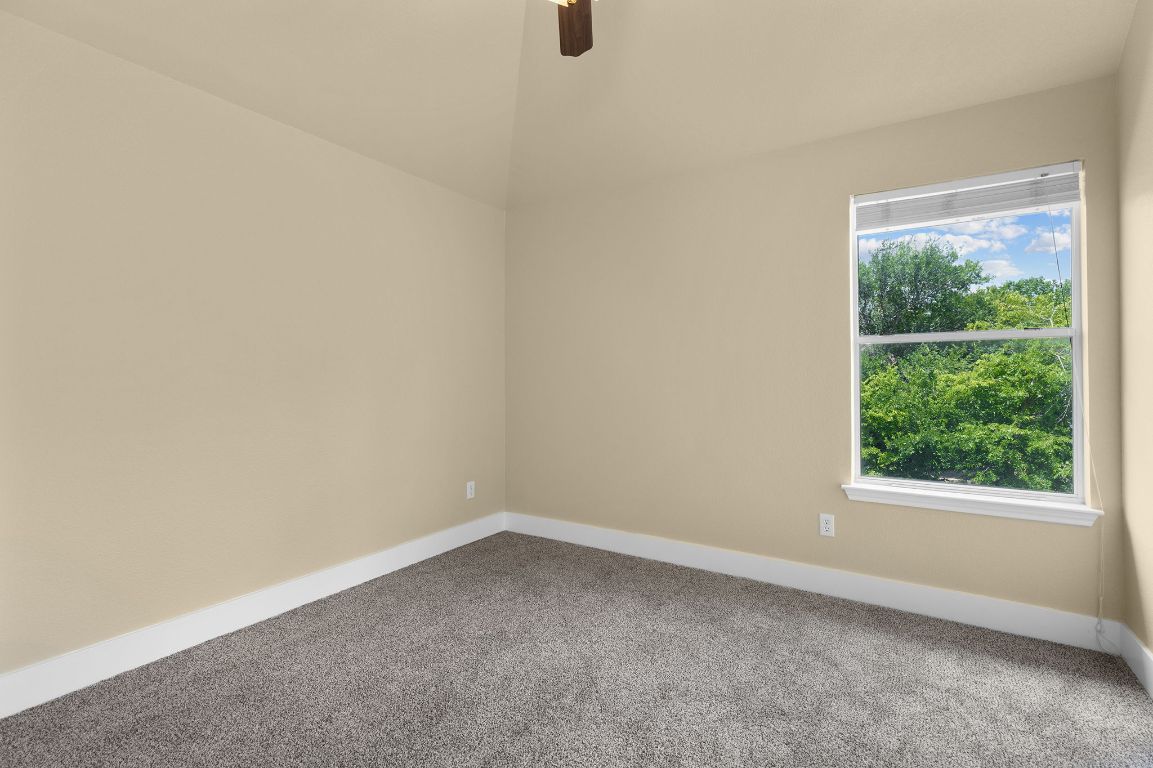 10128 Channel Island Drive Austin, TX 78747 - Photo 23 of 39