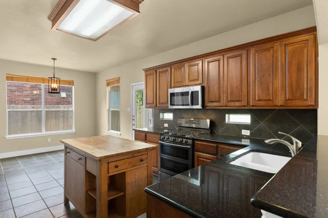 $2,795 | 10128 Channel Island Drive, Austin, TX 78747