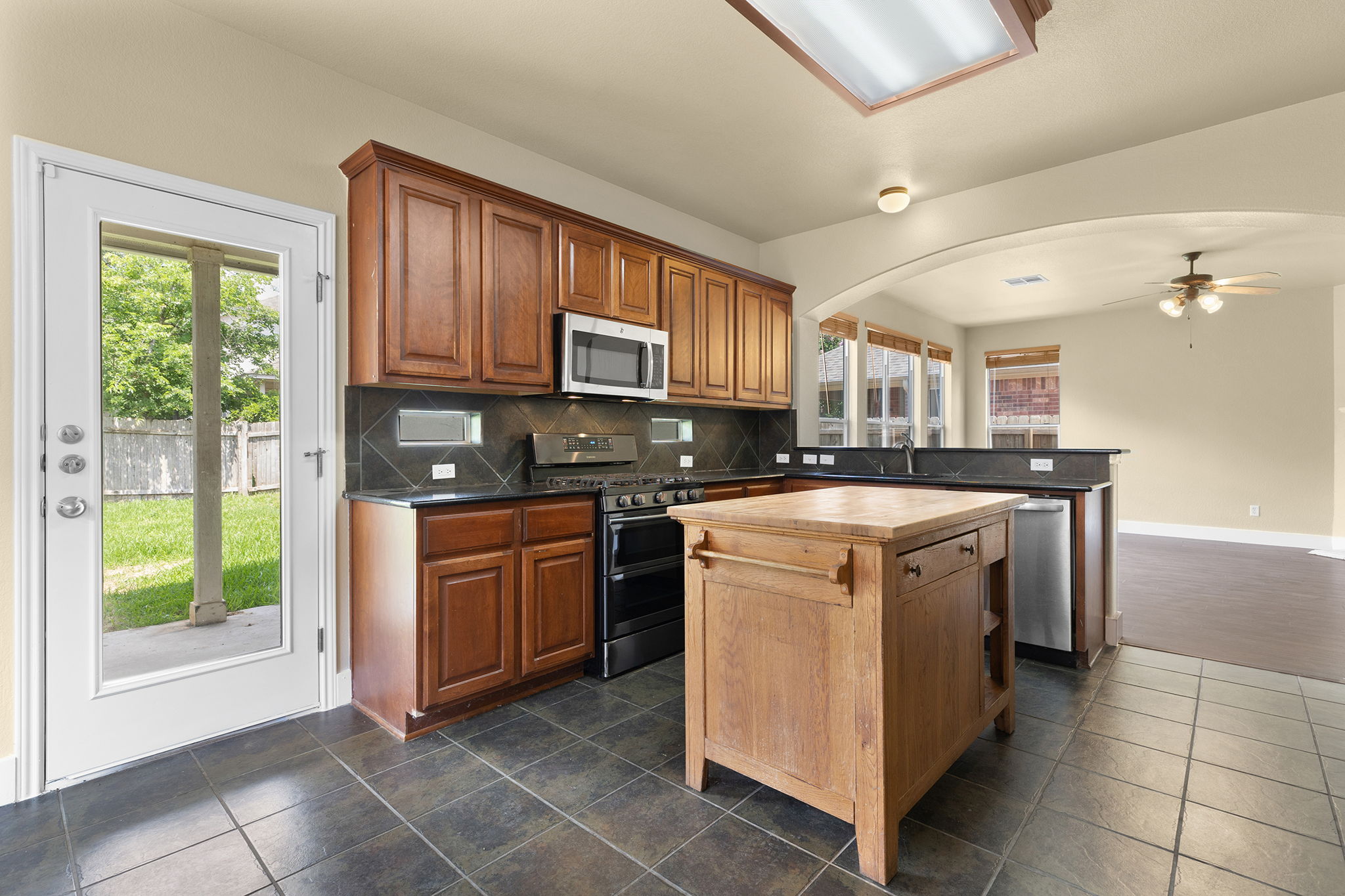 10128 Channel Island Drive Austin, TX 78747 - Photo 27 of 39