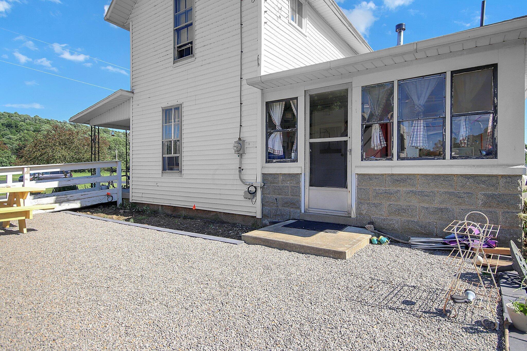 7349 Soliday Road Northeast Newark, OH 43055 - Photo 6 of 34 33-web-or-mls-7349-soliday-rd-ne