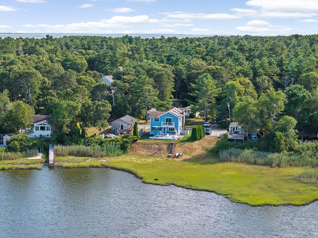 28 Arlington Road Wareham, MA 02571 - Photo 5 of 42