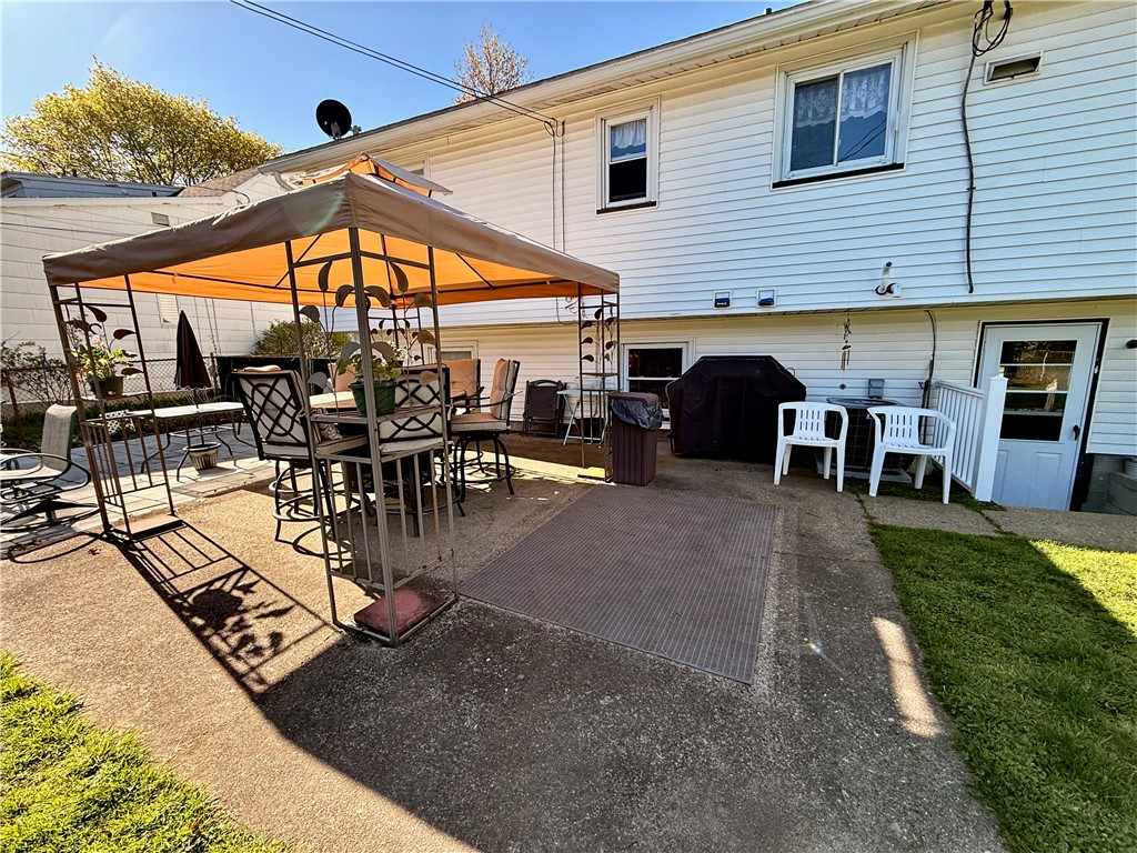 340 Fielding Road Greece, NY 14626 - Photo 34 of 36