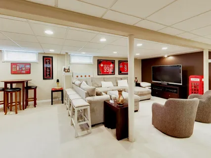 $575,000 | 8547 West St Joseph Avenue, Chicago, IL 60656