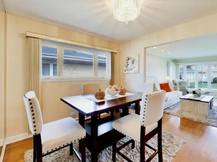 $575,000 | 8547 West St Joseph Avenue, Chicago, IL 60656