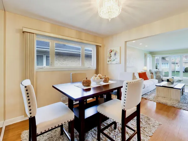 $575,000 | 8547 West St Joseph Avenue, Chicago, IL 60656