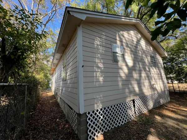 $1,650 | 677 West 5th Avenue, Tallahassee, FL 32303