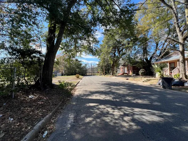 $1,650 | 677 West 5th Avenue, Tallahassee, FL 32303