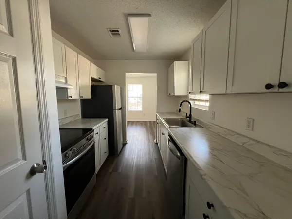 $1,650 | 677 West 5th Avenue, Tallahassee, FL 32303