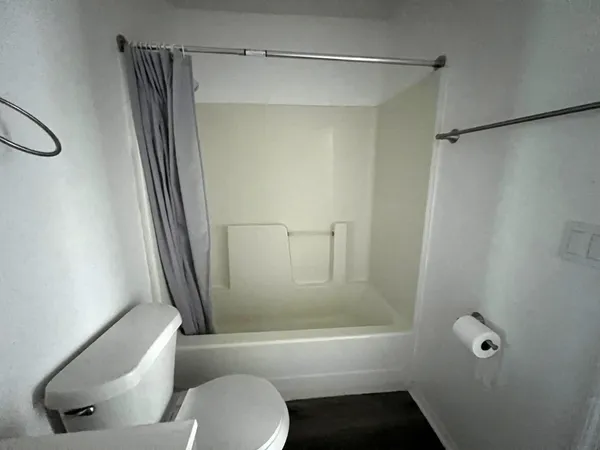 $1,650 | 677 West 5th Avenue, Tallahassee, FL 32303