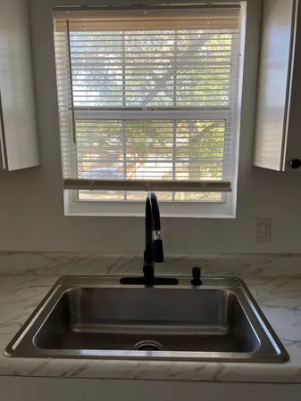 $1,650 | 677 West 5th Avenue, Tallahassee, FL 32303