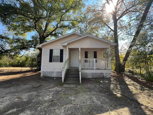 $1,650 | 677 West 5th Avenue, Tallahassee, FL 32303