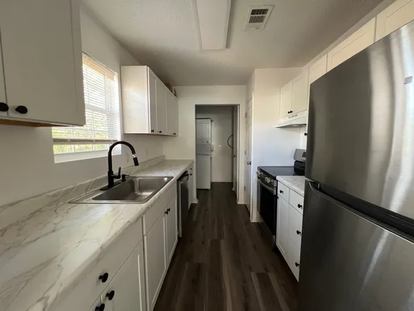 $1,650 | 677 West 5th Avenue, Tallahassee, FL 32303