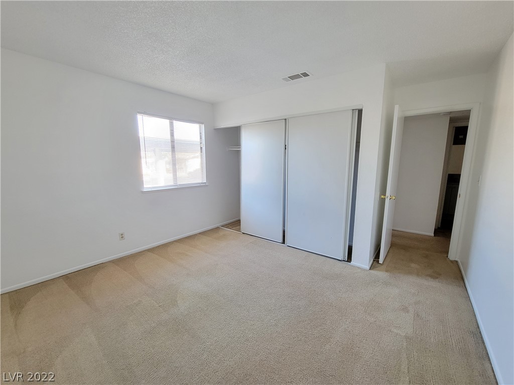 5713 Smoke Ranch Road, Unit A Las Vegas, NV 89108 - Photo 8 of 17