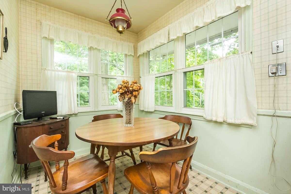 4013 Buckingham Road Pikesville, MD 21207 - Photo 16 of 29 Breakfast room