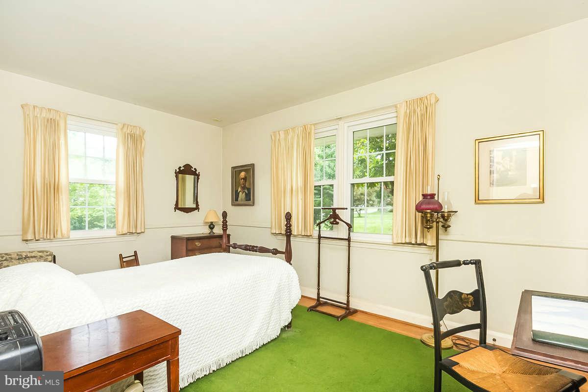 4013 Buckingham Road Pikesville, MD 21207 - Photo 19 of 29 Bedroom