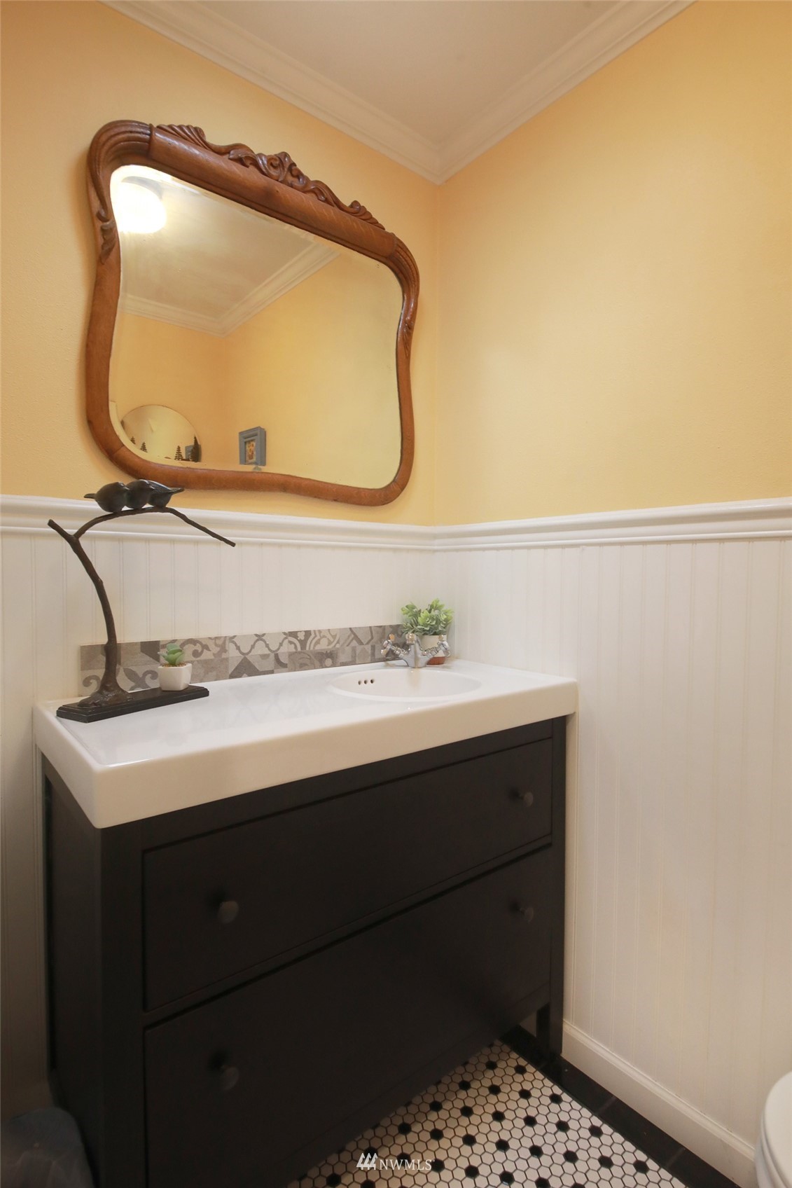 1294 Bonnie View Acres Road Oak Harbor, WA 98277 - Photo 23 of 39 a bathroom with a sink and a mirror