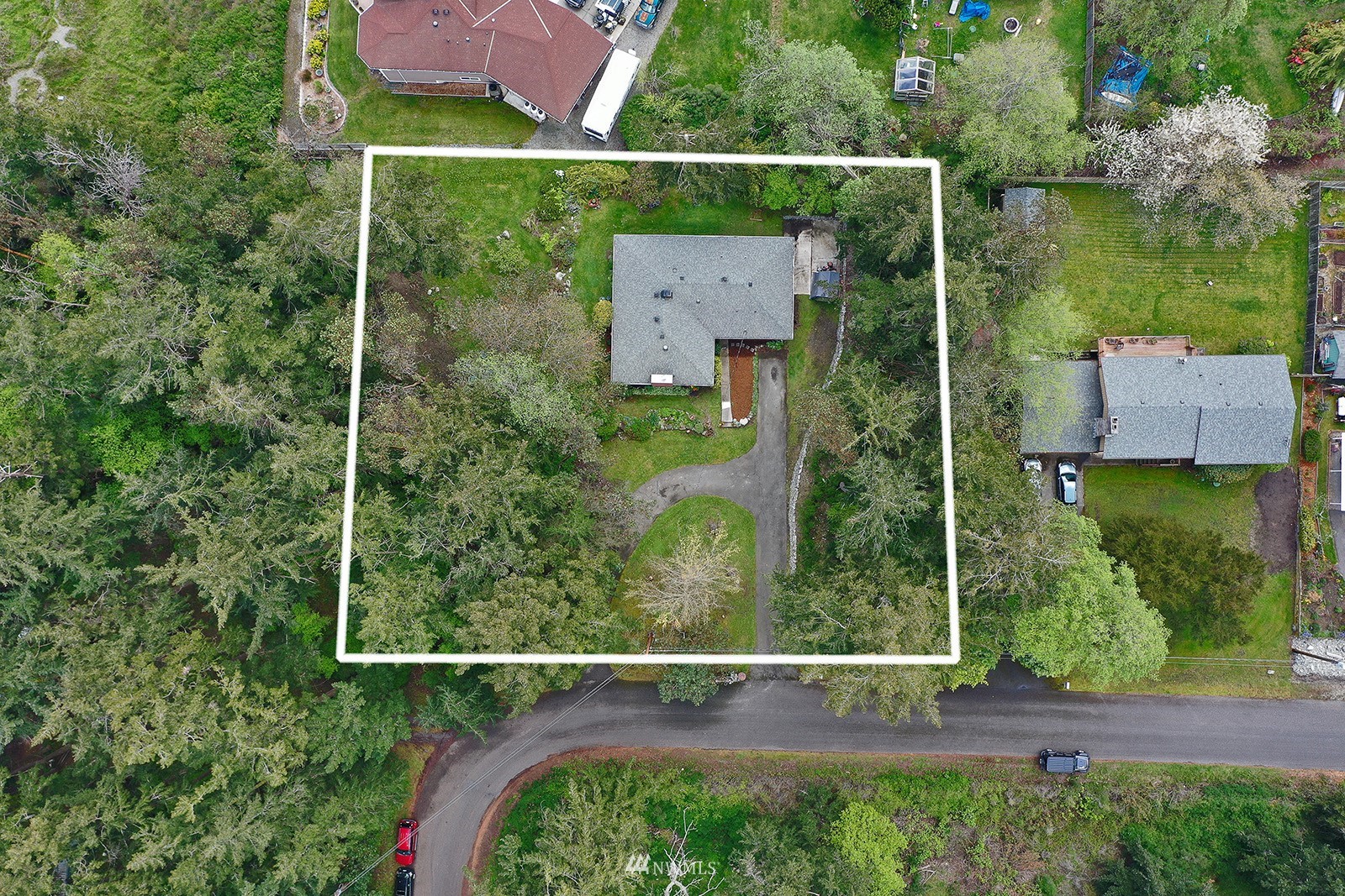 1294 Bonnie View Acres Road Oak Harbor, WA 98277 - Photo 33 of 39 an aerial view of a house