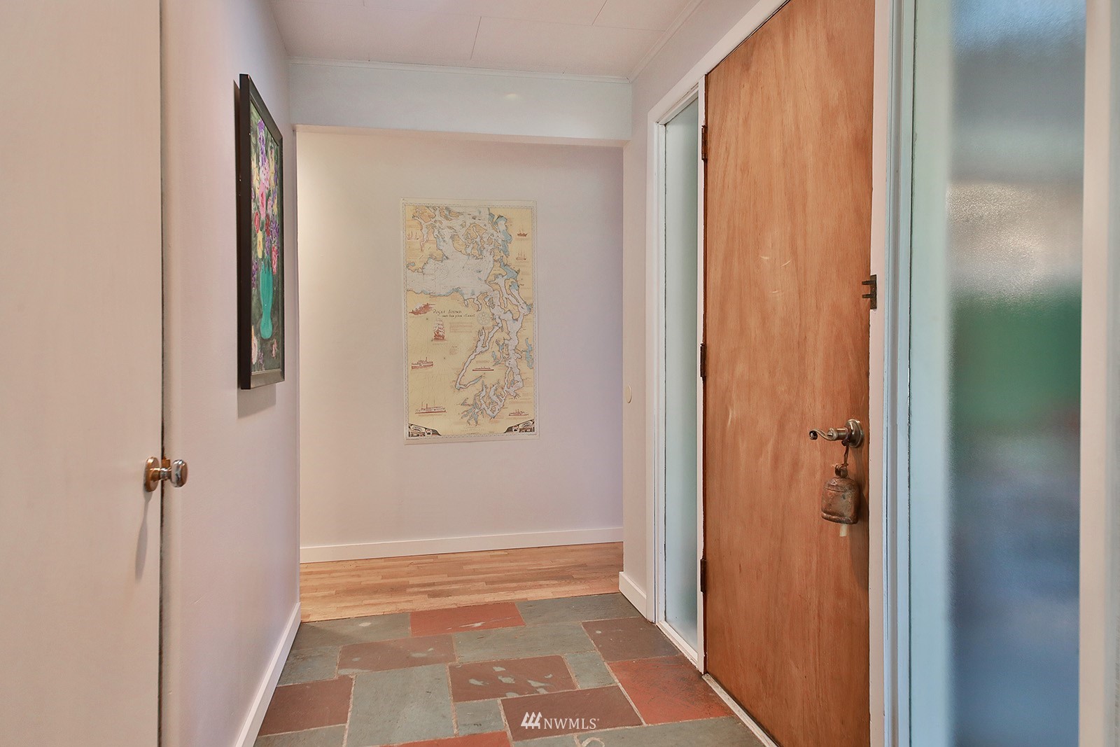 1294 Bonnie View Acres Road Oak Harbor, WA 98277 - Photo 4 of 39 a view of a bathroom from a hallway