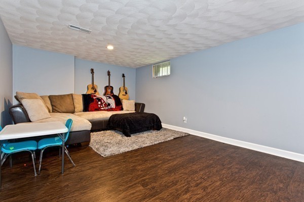 18 Wahtera Road Peabody, MA 01960 - Photo 10 of 19 Gallery Image 10