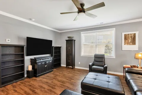 $460,000 | 3713 Sweetbriar Avenue, Murfreesboro, TN 37128