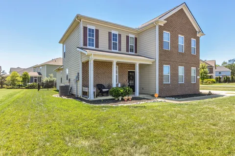 $460,000 | 3713 Sweetbriar Avenue, Murfreesboro, TN 37128