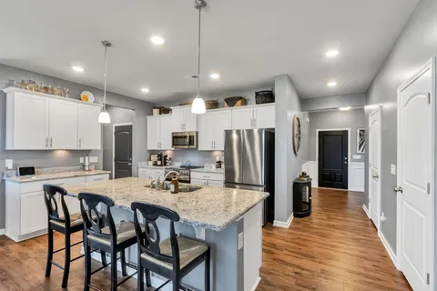$460,000 | 3713 Sweetbriar Avenue, Murfreesboro, TN 37128