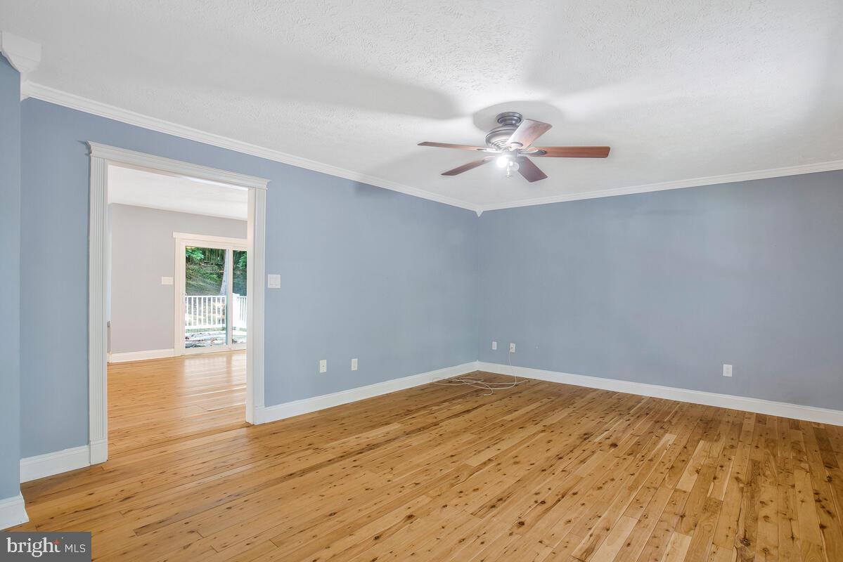 648 Santa Fe Trail Lusby, MD 20657 - Photo 12 of 37 Family Room off of Kitchen