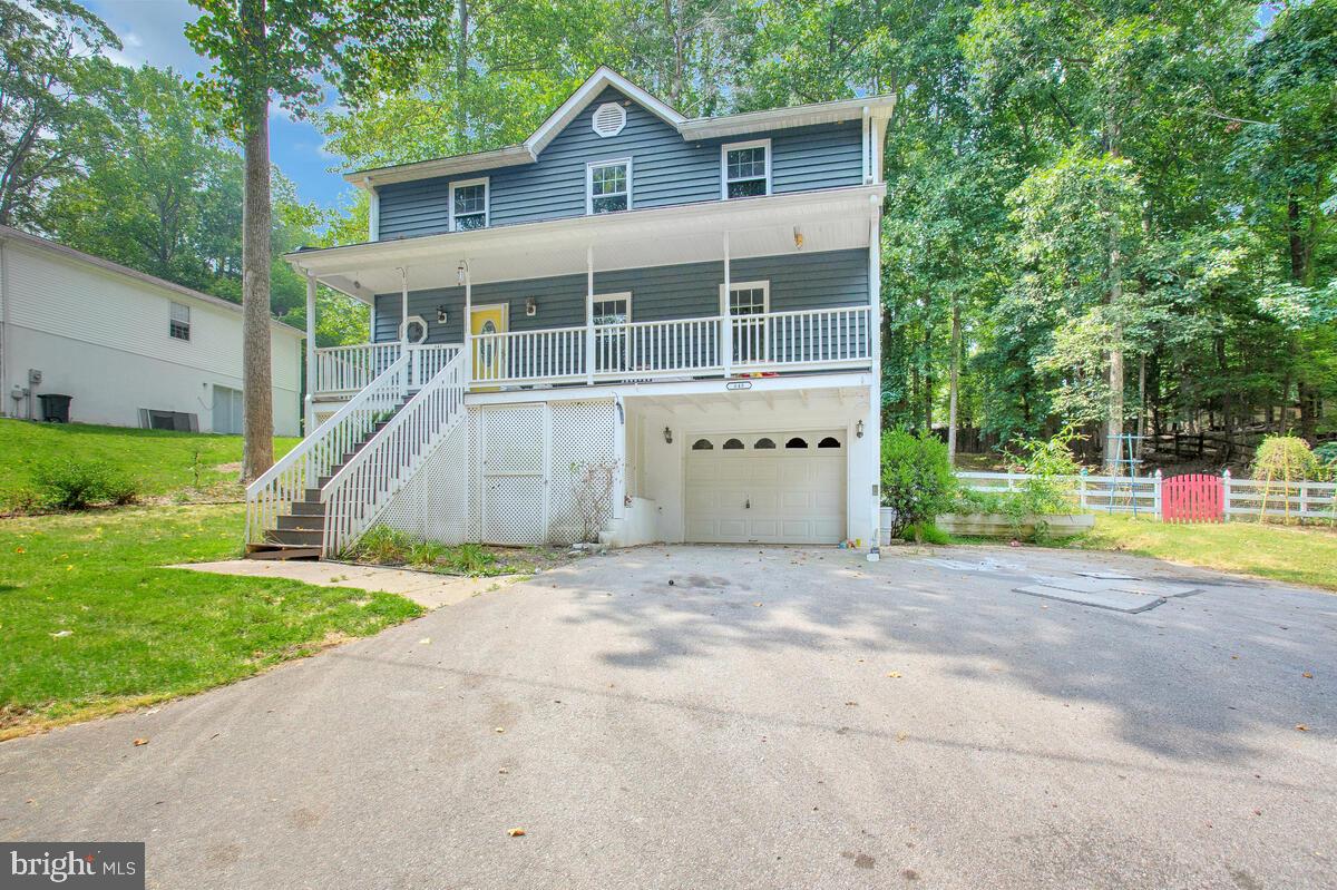 648 Santa Fe Trail Lusby, MD 20657 - Photo 3 of 37