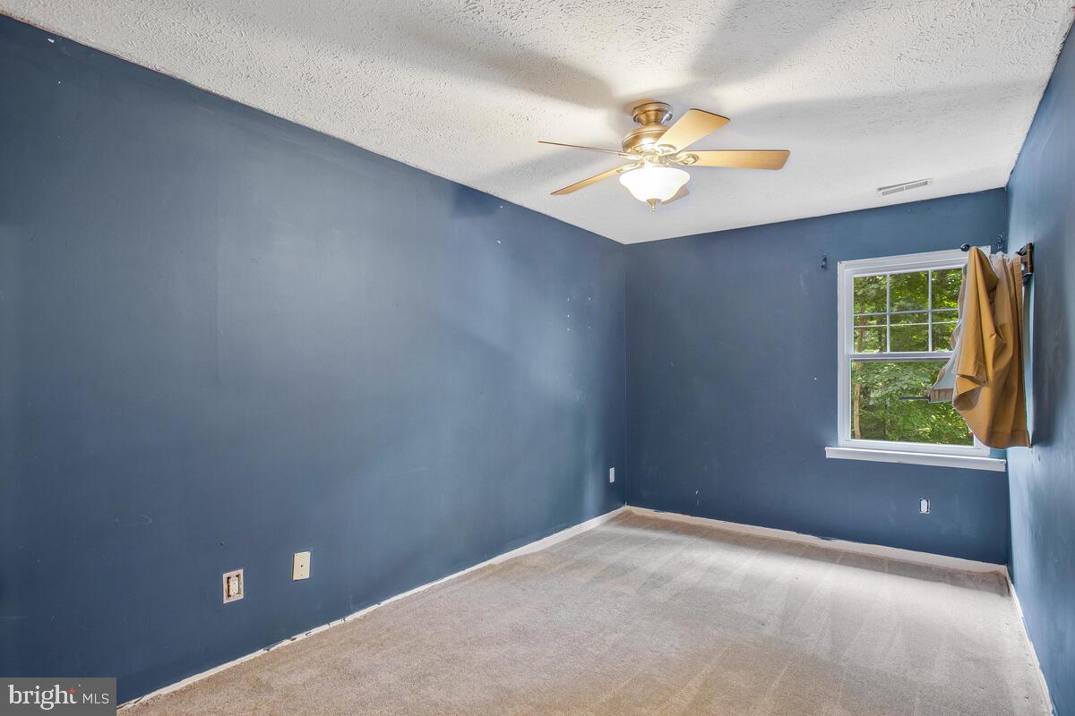 648 Santa Fe Trail Lusby, MD 20657 - Photo 36 of 37