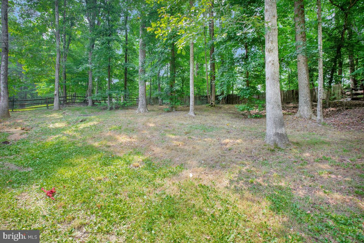 648 Santa Fe Trail Lusby, MD 20657 - Photo 5 of 37