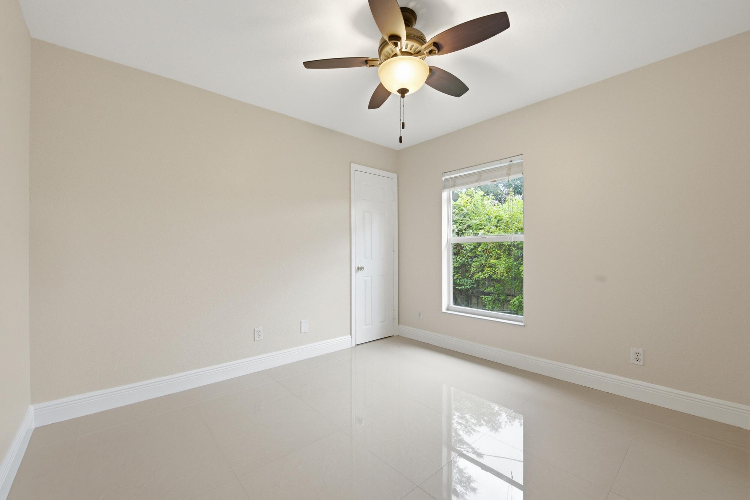 3772 Southeast Upper Street Stuart, FL 34997 - Photo 18 of 34 21__dsc1564