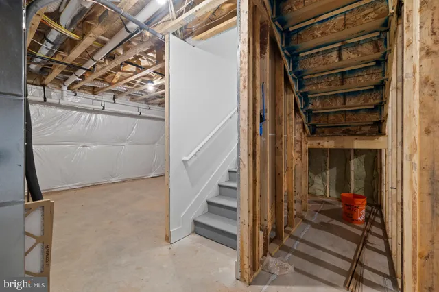 a view of a walk in closet