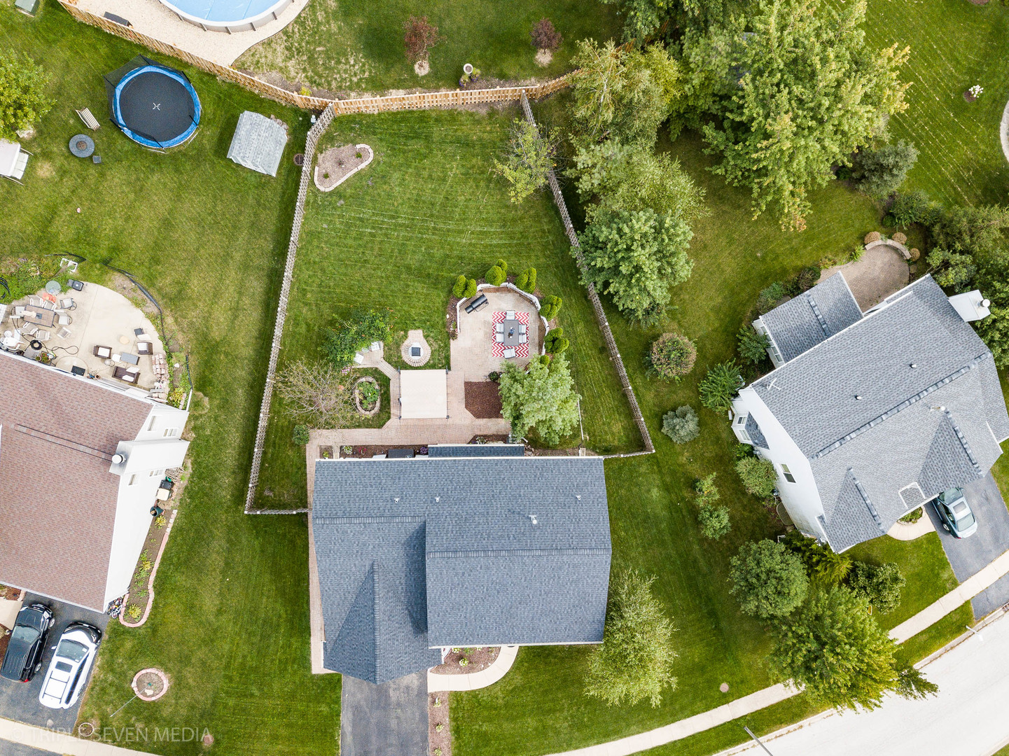 426 Raintree Drive Oswego, IL 60543 - Photo 6 of 48