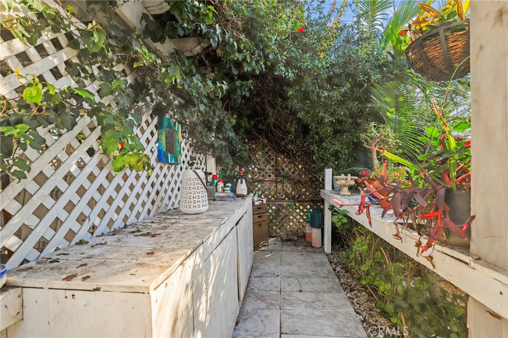 1602 Locust Avenue Long Beach, CA 90813 - Photo 23 of 37