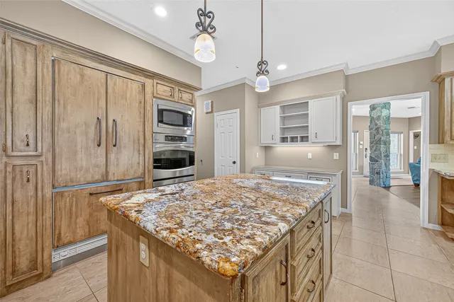 $559,000 | 57 Crestwood Circle, Sugar Land, TX 77478