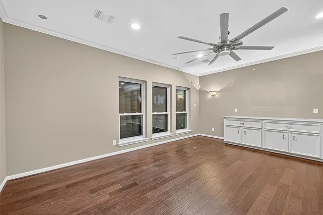 $559,000 | 57 Crestwood Circle, Sugar Land, TX 77478