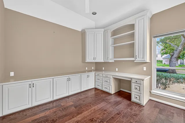 $559,000 | 57 Crestwood Circle, Sugar Land, TX 77478