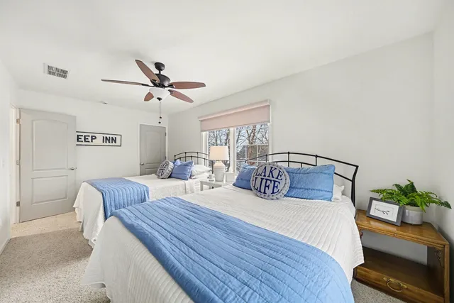 $669,000 | 217 West Merchant Street, New Buffalo, MI 49117